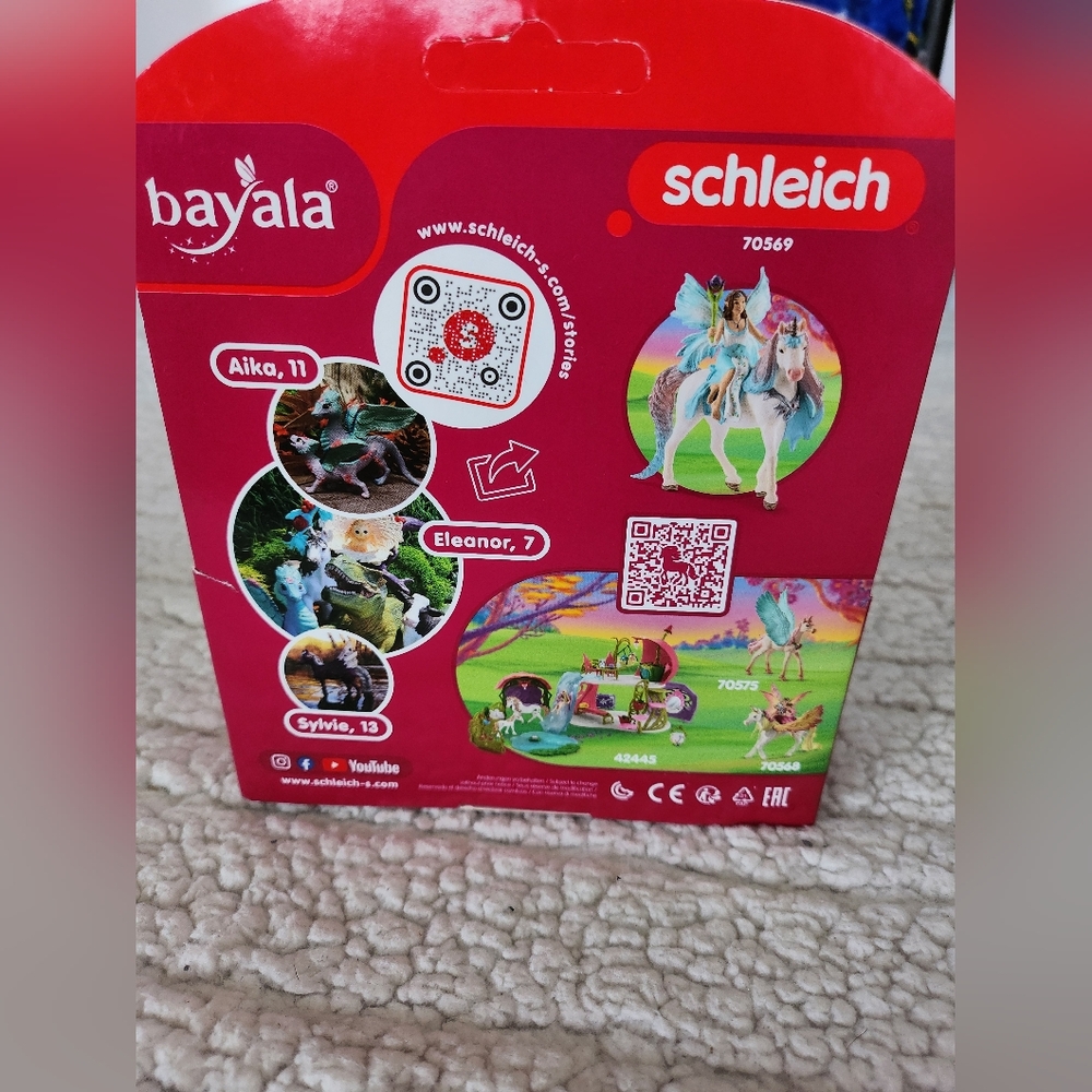 Schleich bayala Fairy Princess Eyela with Sparkly Unicorn Toy - Picture 3 of 6